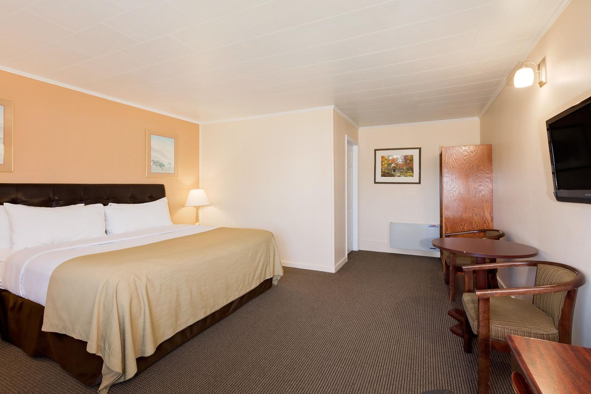 Howard Johnson By Wyndham Woodstock Nb Buitenkant foto