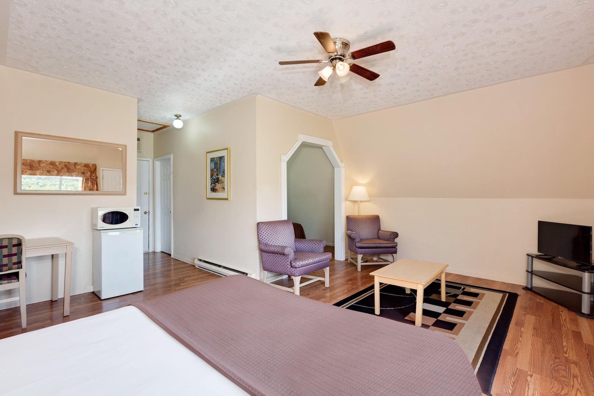 Howard Johnson By Wyndham Woodstock Nb Buitenkant foto
