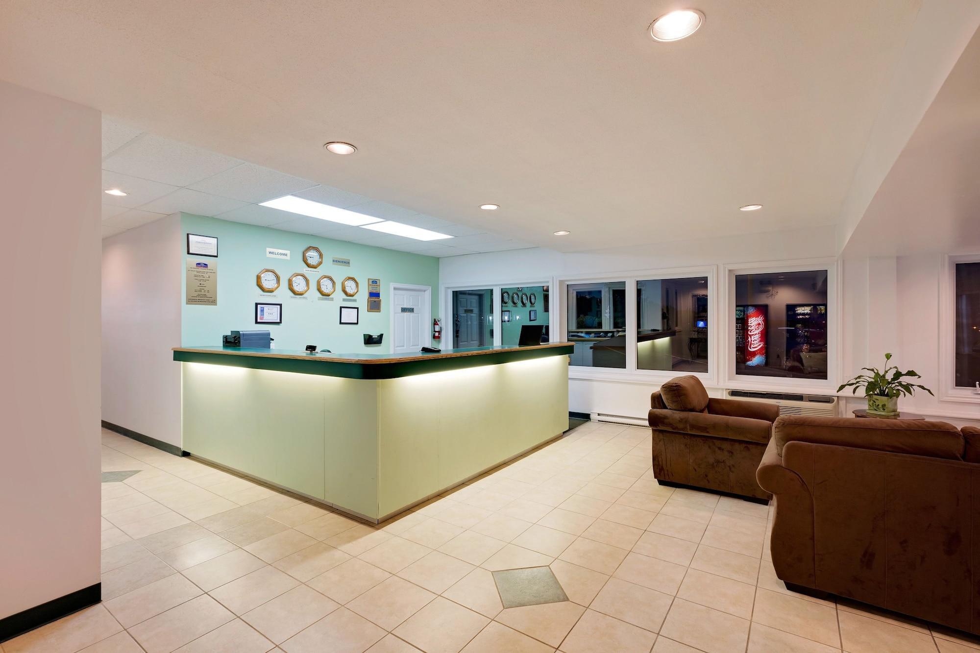 Howard Johnson By Wyndham Woodstock Nb Buitenkant foto